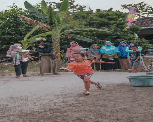 Berjalan sore santai